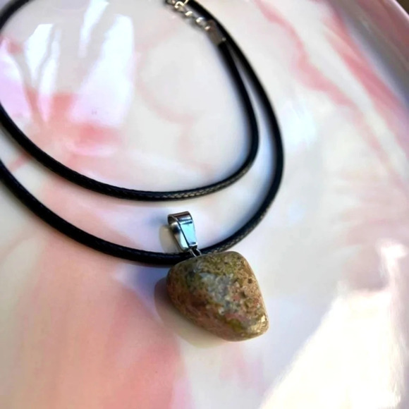 Natural Stone Pendant Necklace - Picture 2 of 2
